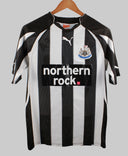 Newcastle 2010-11 Ben Arfa Home Kit (S)