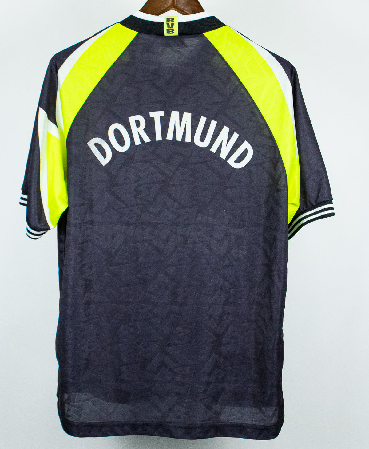 Borussia Dortmund 1995-96 Away Kit (M)