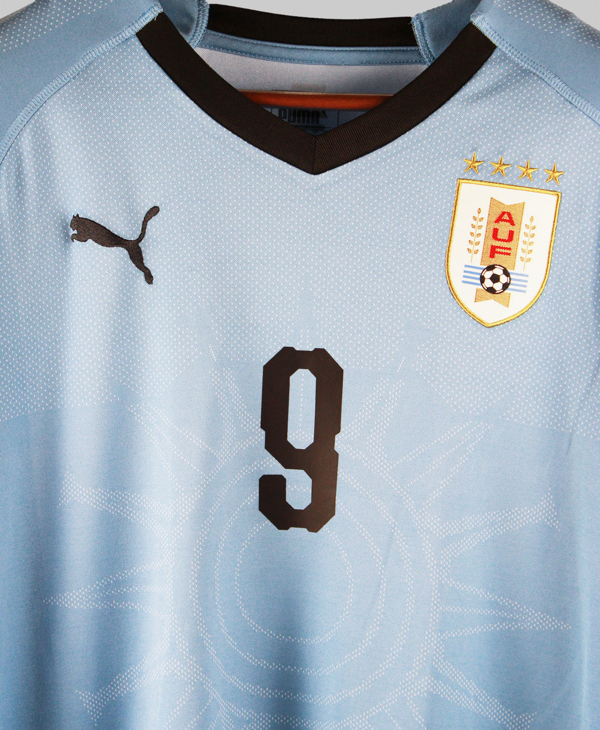 Uruguay 2018-19 Suarez Home Kit (L) – Saturdays Football