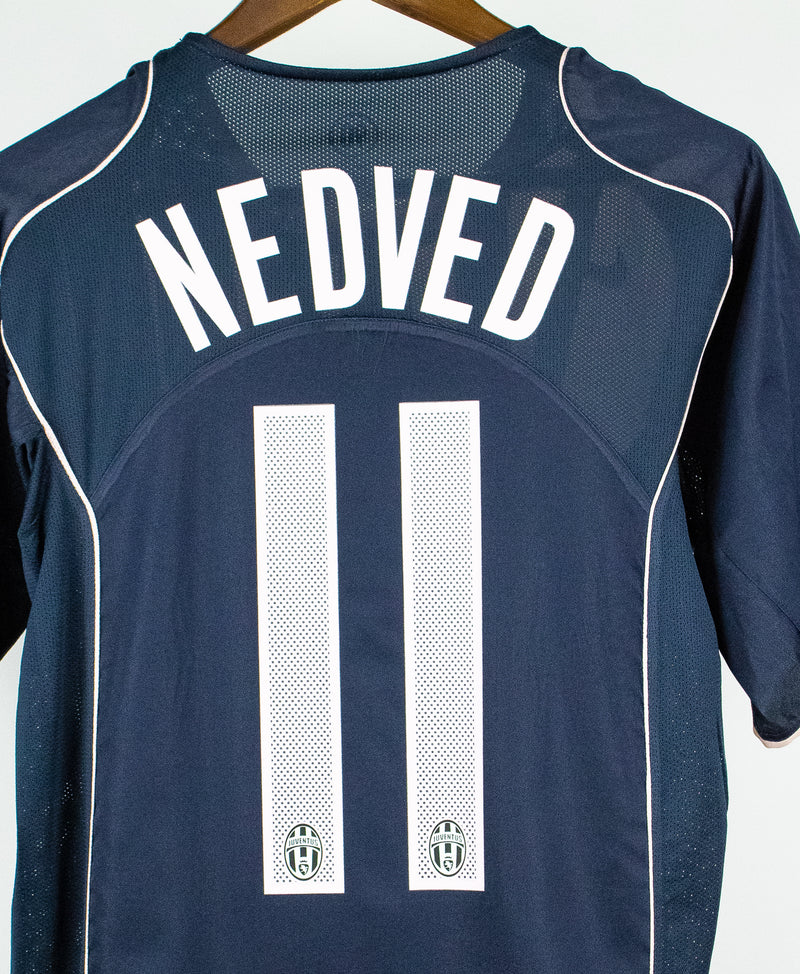 Juventus 2004-05 Nedved Third Kit (M)