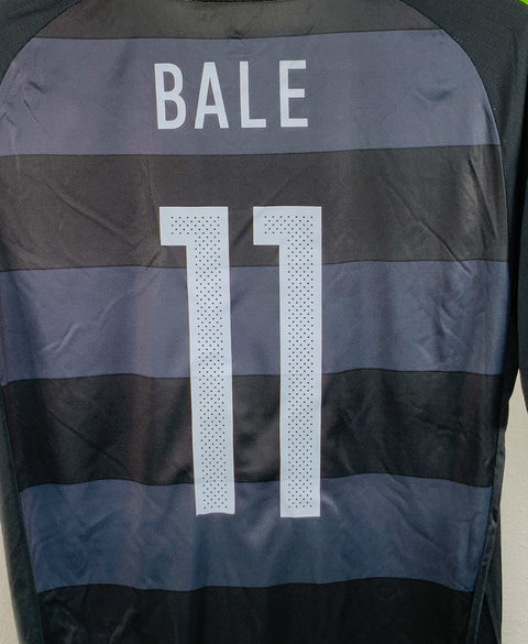 Wales 2016 Bale Away Kit (L)