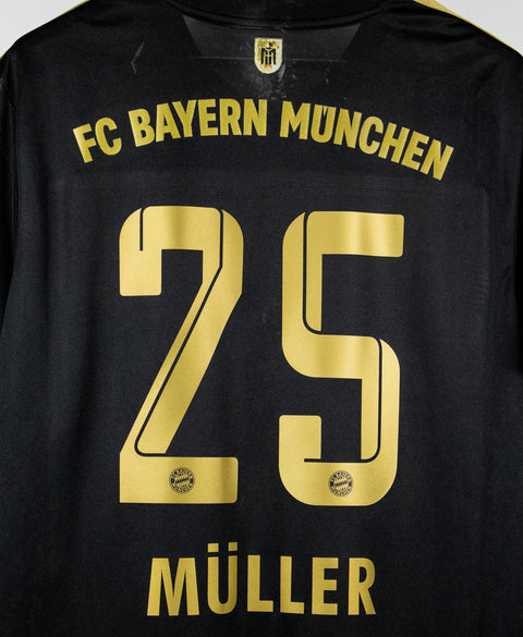 Bayern Munchen 2021-22 Muller Away Kit (2XL)