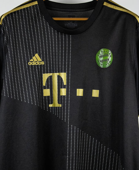 Bayern Munchen 2021-22 Muller Away Kit (2XL)