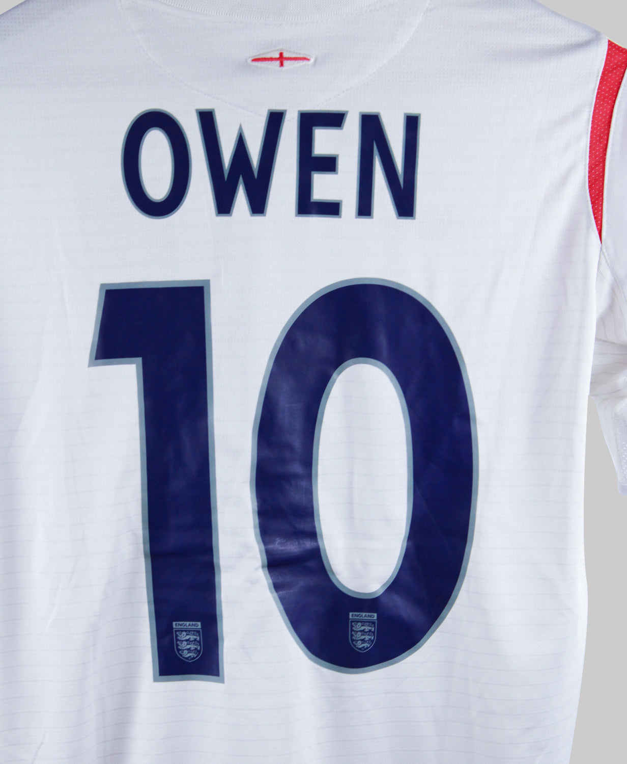 England 2005-06 Owen Home Kit  (M)