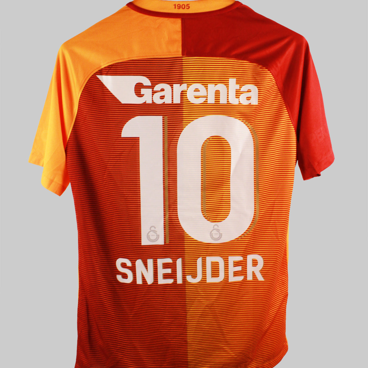 Galatasaray 2016-17 Sneijder Home Kit  (M)