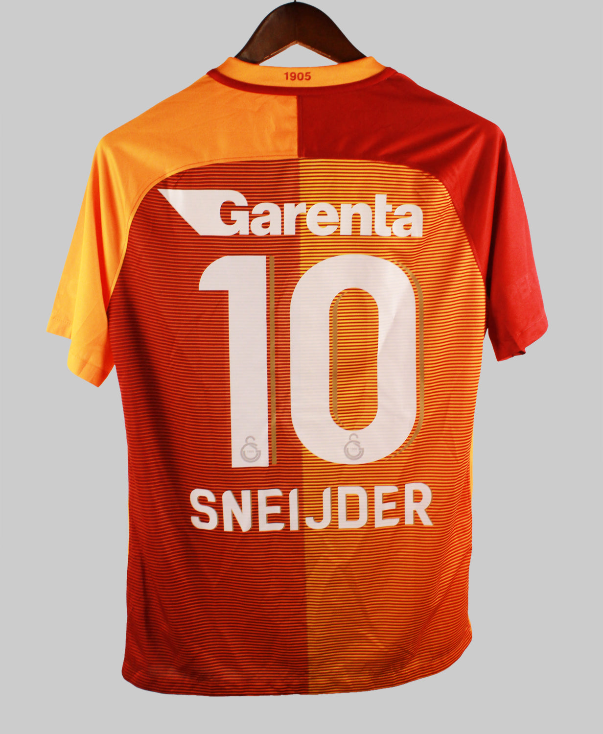 Galatasaray 2016-17 Sneijder Home Kit  (M)