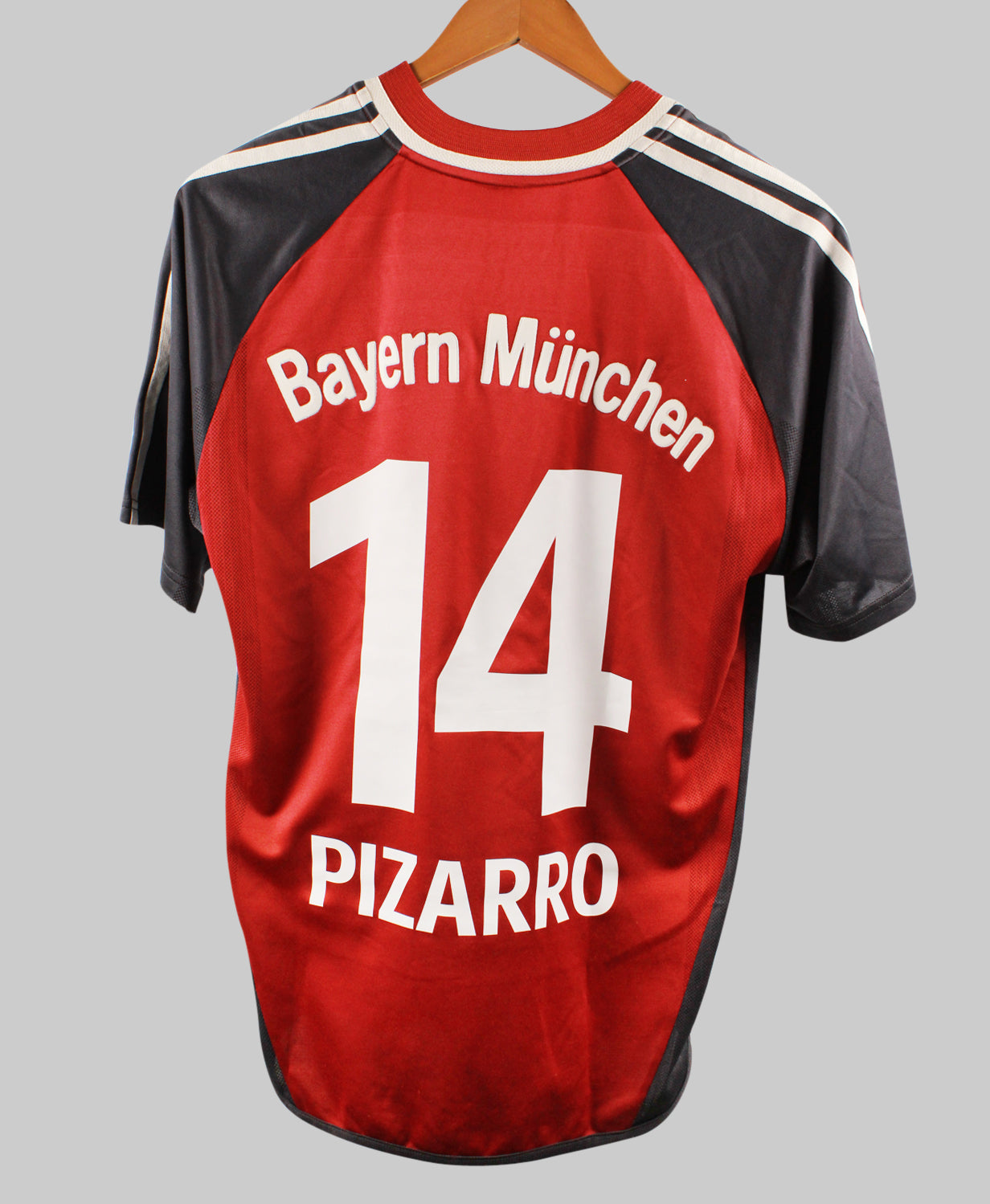 Bayern Munich 2001-02 Pizzaro Home Kit (S)