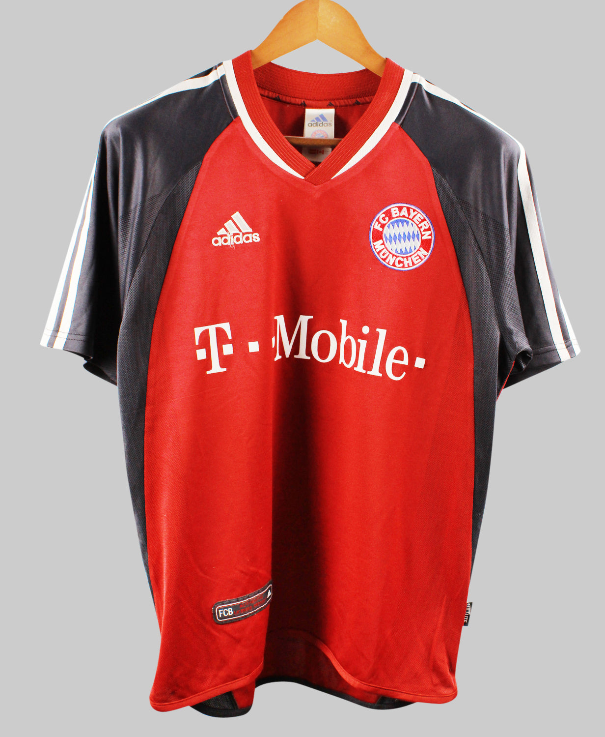 Bayern Munich 2001-02 Pizzaro Home Kit (S)