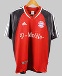 Bayern Munich 2001-02 Pizzaro Home Kit (S)