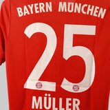 Bayern Munich 2015-16 Muller Home Kit (S)