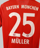 Bayern Munich 2015-16 Muller Home Kit (S)