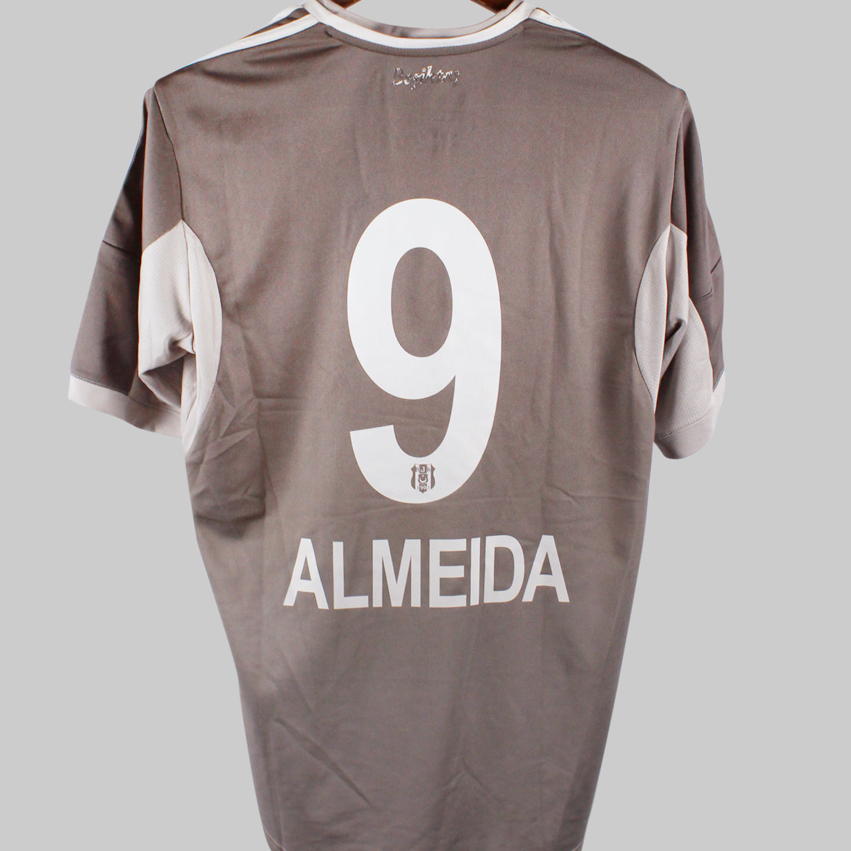 Besiktas 2013-14 Almeida Third Kit [w/tags] (L)