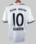 Bayern Munich 2012-13 Robben Away Kit (L)