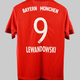 Bayern Munich 2015-16 Lewandowski Home Kit (M)