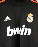 Real Madrid 2012-13 Iker Casillas Goalkeeper Home Kit (S)
