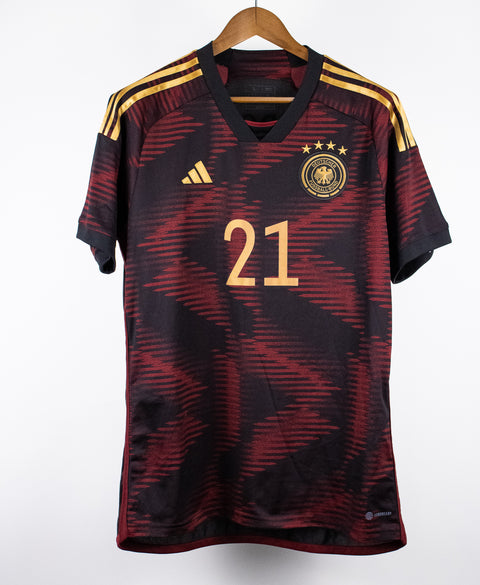 Germany 2022 Gundogan Away Kit (L)