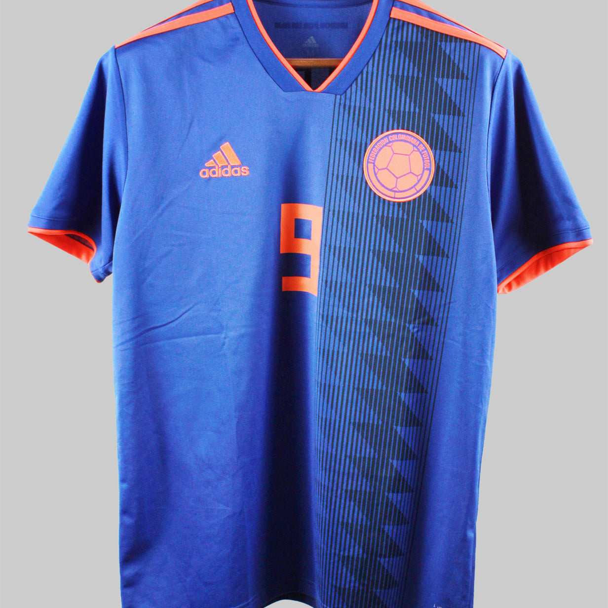 Colombia 2018-19 Falcao Away Kit (M)