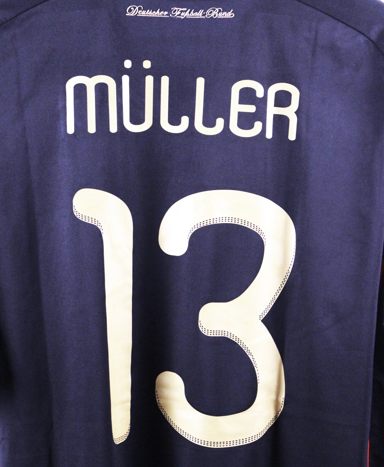 Germany 2010-11 Muller Away Kit (L)