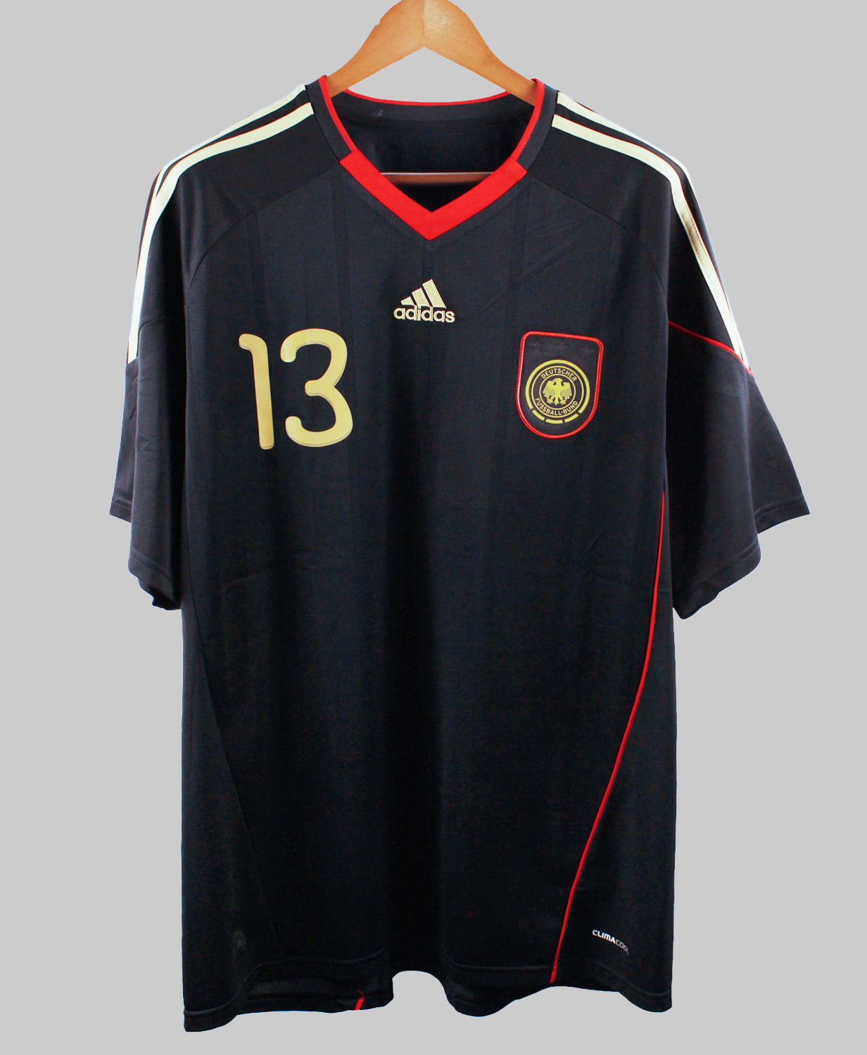 Germany 2010-11 Muller Away Kit (L)
