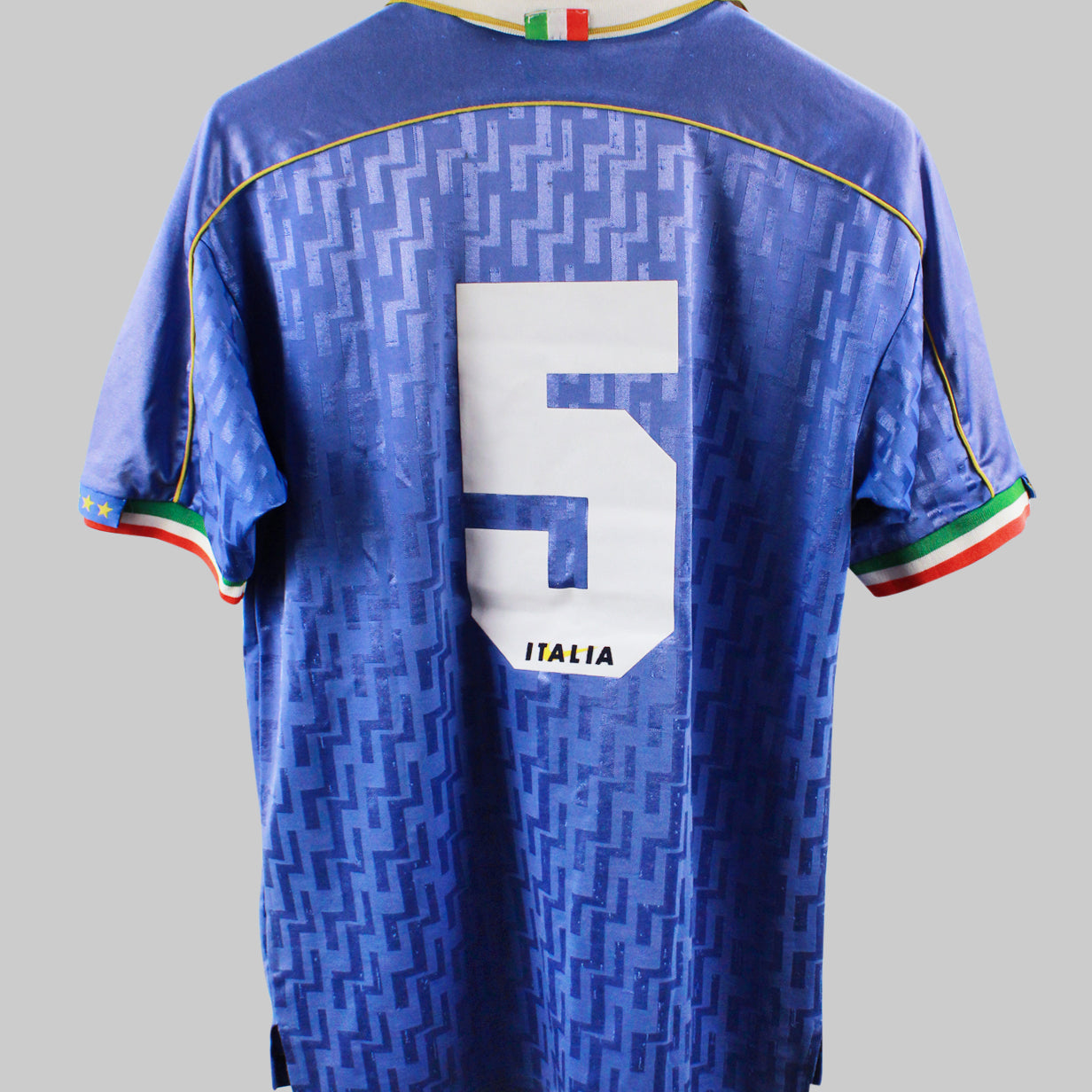 Italy 1995-96 Home Kit (L)