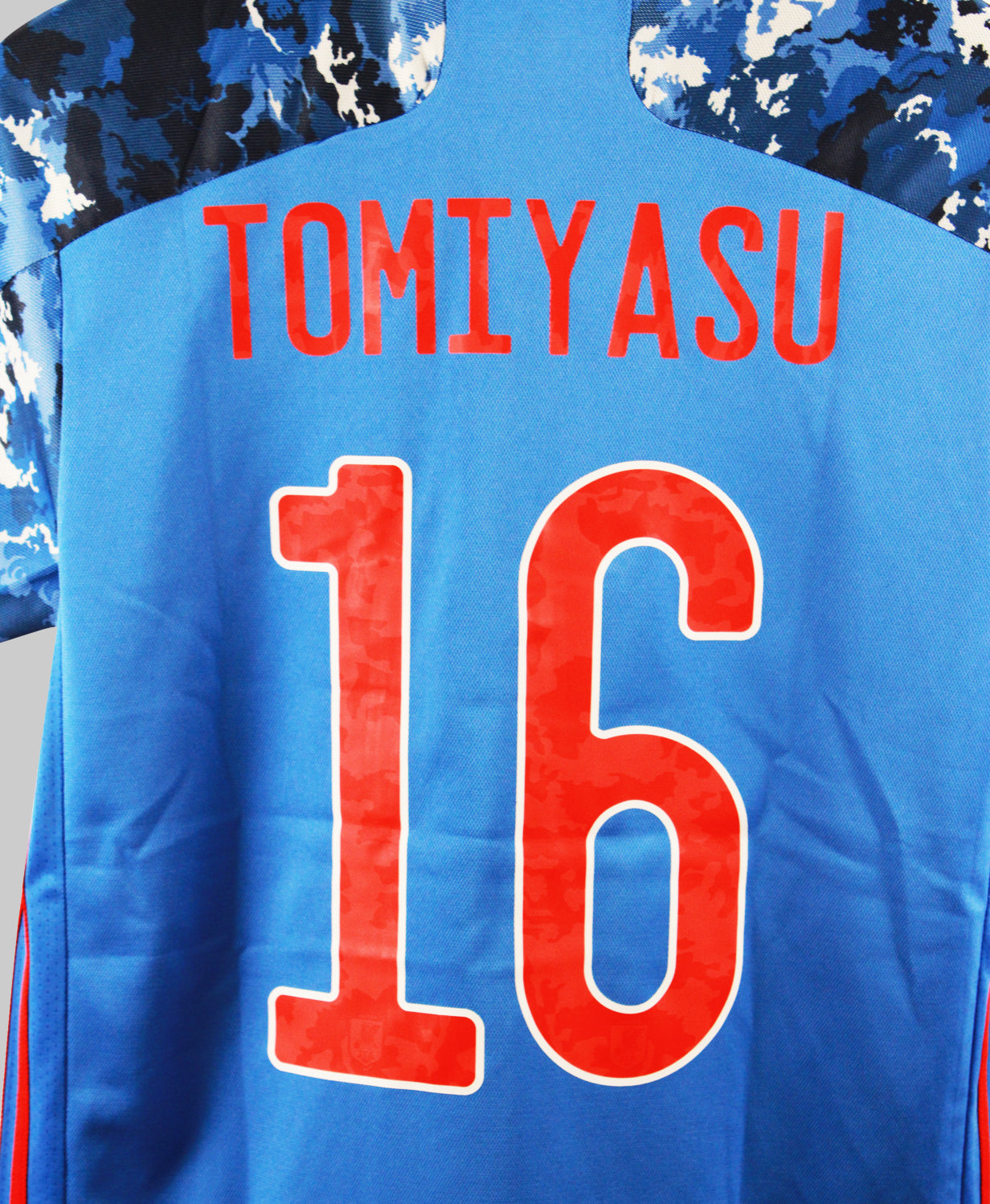 Japan 2020-21 Tomiyasu Home Kit [W/tag] (M)