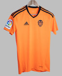 Valencia 2016-17 Nani Away Kit (XS)