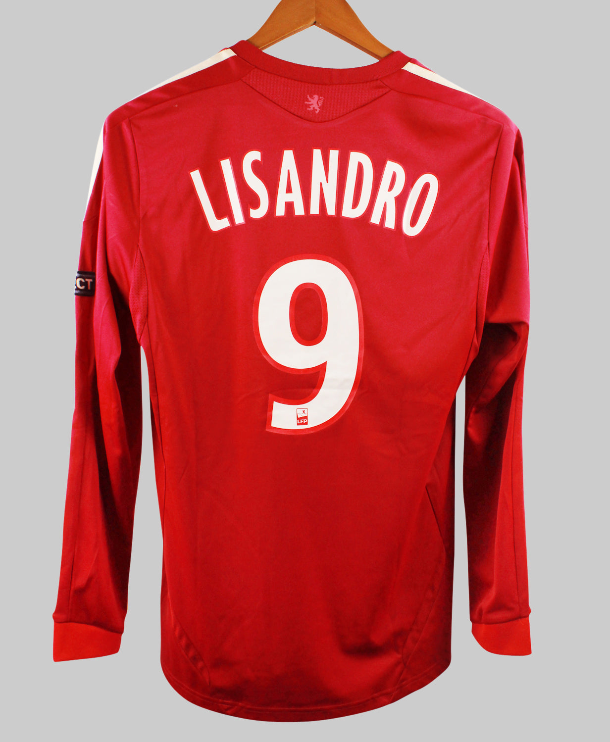 Lyon 2011-12 Lisandro Long Sleeve Third Kit (M)