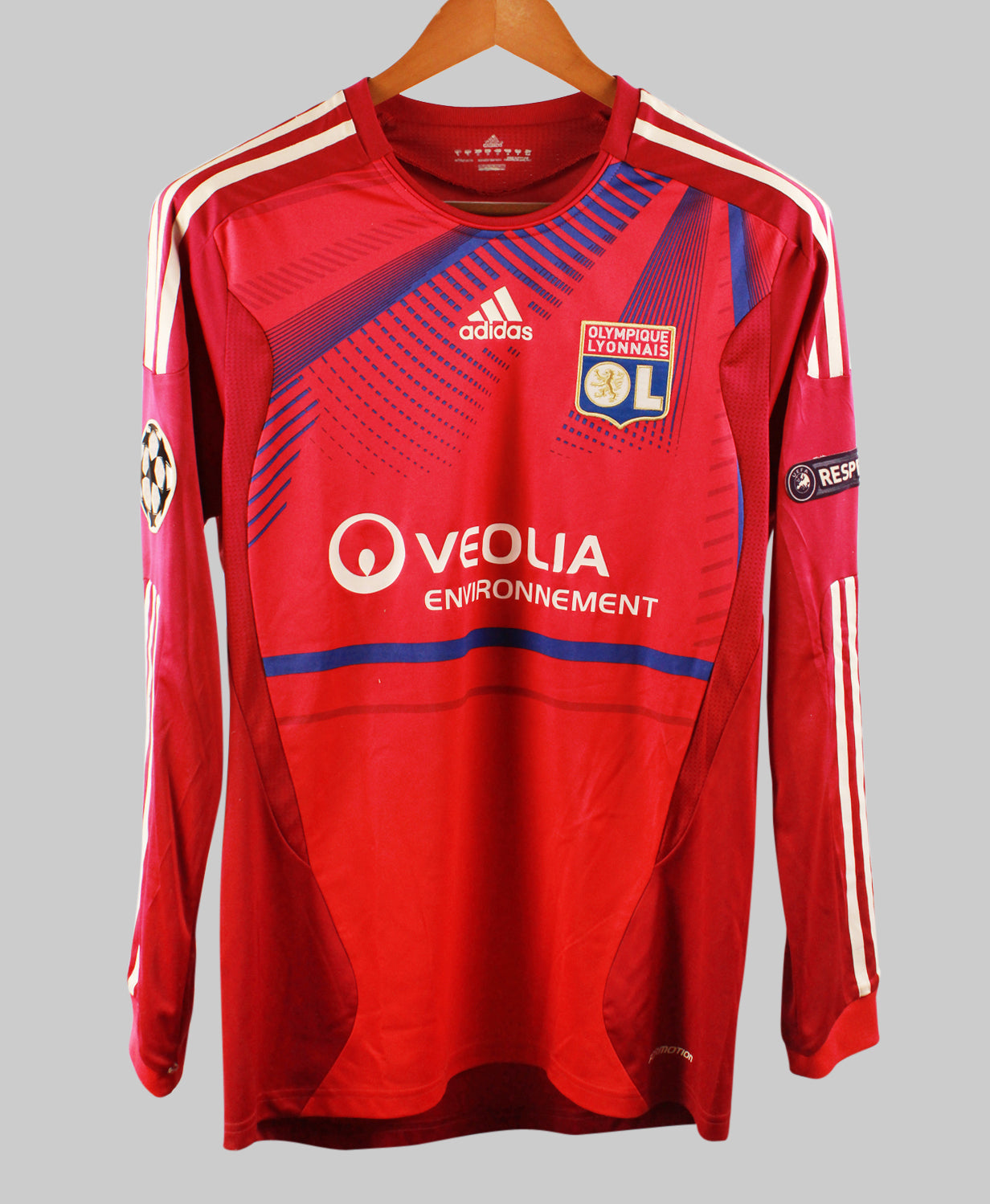 Lyon 2011-12 Lisandro Long Sleeve Third Kit (M)