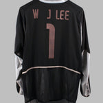 South Korea 2002-03 W J Lee GK Away (L)