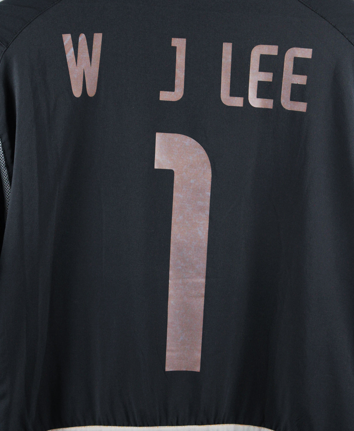 South Korea 2002-03 W J Lee GK Away (L)