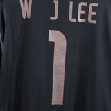 South Korea 2002-03 W J Lee GK Away (L)