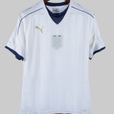 Italy 2016-17  Away Kit (M)