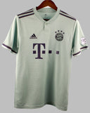 Bayern Munich 2018-19 Away Kit (M)