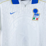 Italy 1995-96  Away Kit (M)