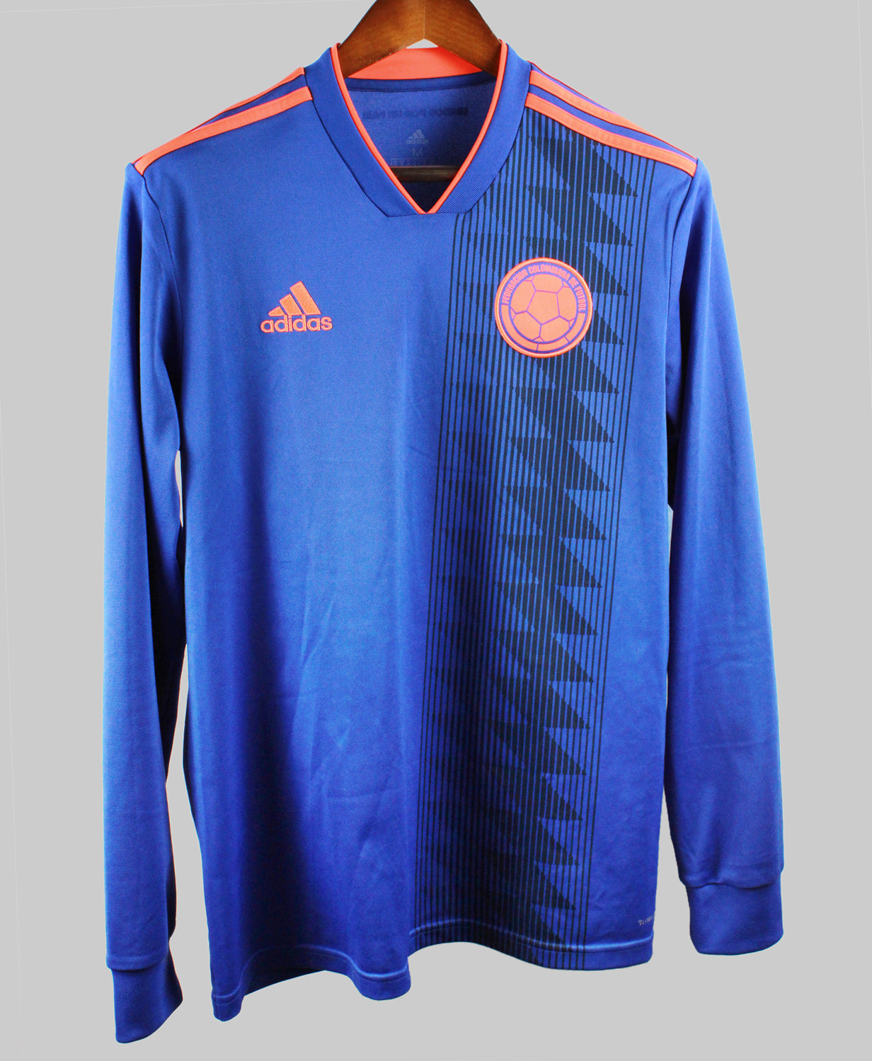 Colombia 2018-19 Long Sleeve Away Kit (M)