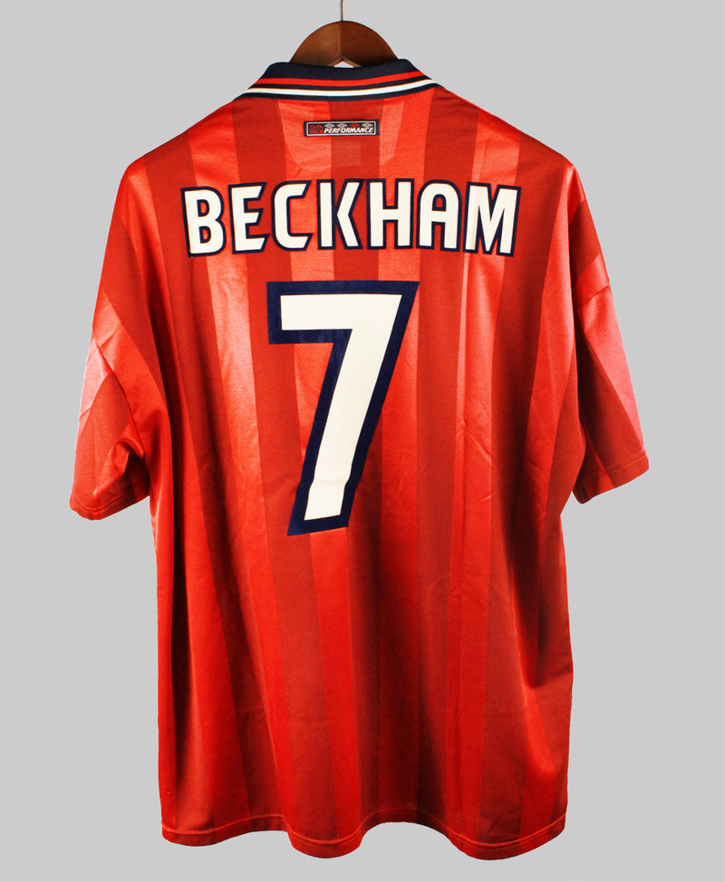 England 1998-99 Beckham Away Kit (XL)