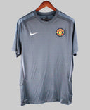 Manchester United 2010-11  Trainer Kit (L)