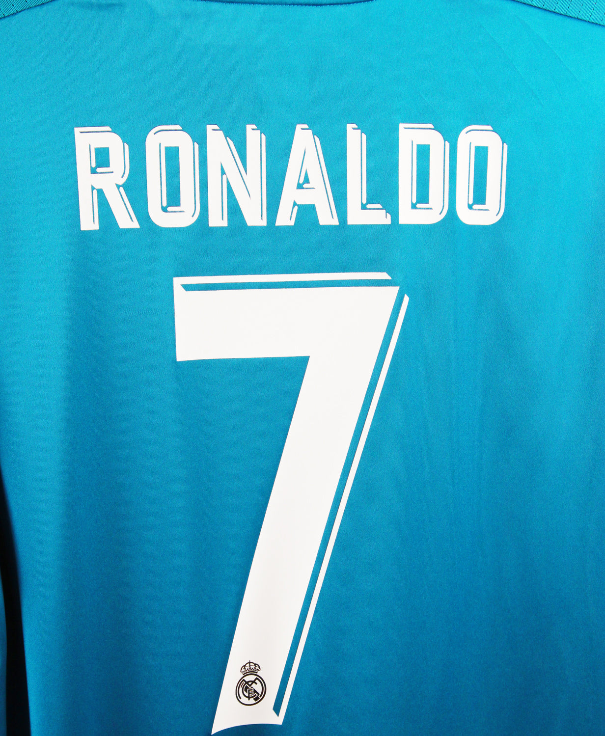 Real Madrid 2017-18 Ronaldo Third Kit (XL)