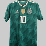 Germany 2018 Ozil Away Kit (M)