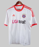 Bayern Munich 2012-13 Robben Away Kit (M)