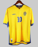 Sweden 2003-04 Ibrahimovic Home Kit (L)