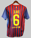 Barcelona 2011-12 Xavi Home Kit (M)