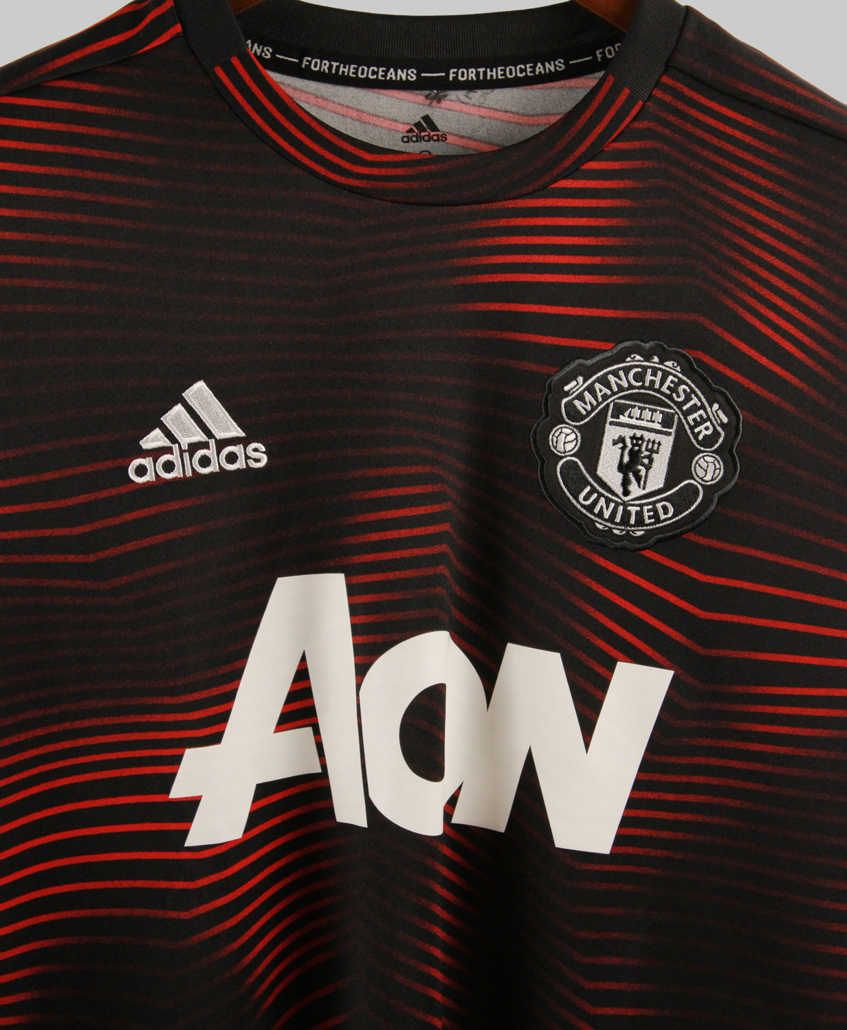 Manchester United 2019-20  Training Kit (S)