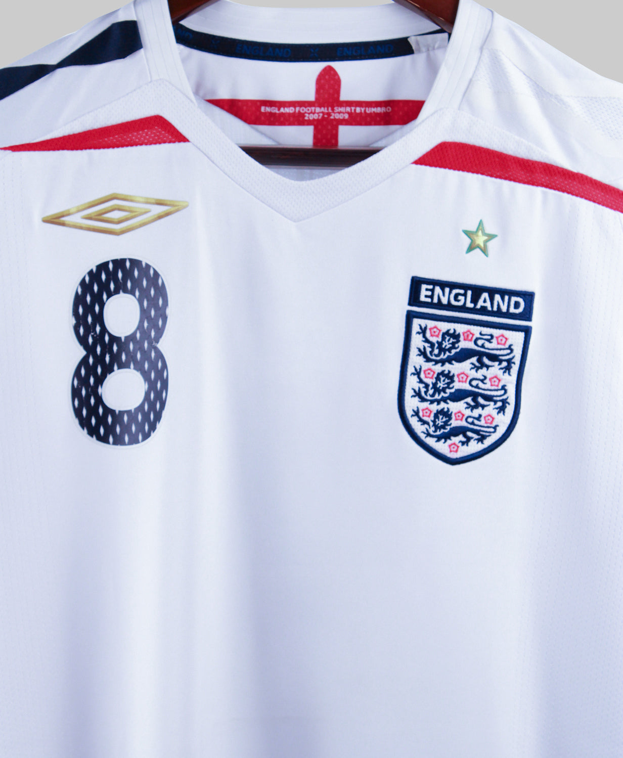 England 2007-08 Gerrard Home Kit (M)
