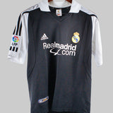 Real Madrid 2001-02 R. Carlos Away Kit (S)