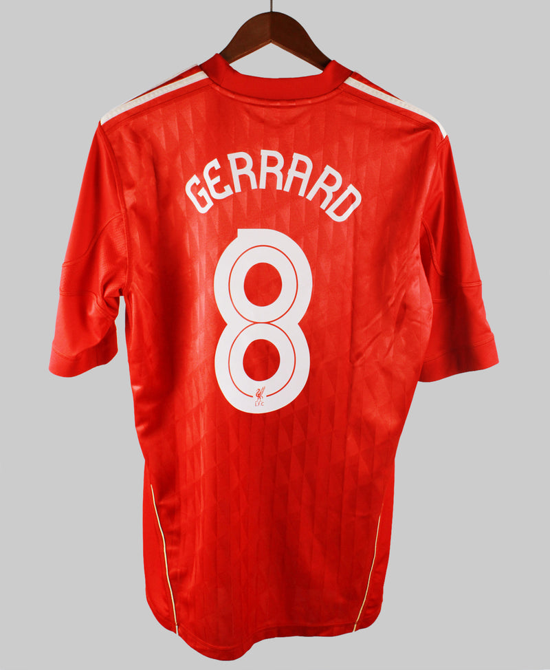 Liverpool 2010-11 Gerrard Home Kit (L)