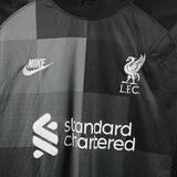 Liverpool 2021-22  Training Kit (XL)