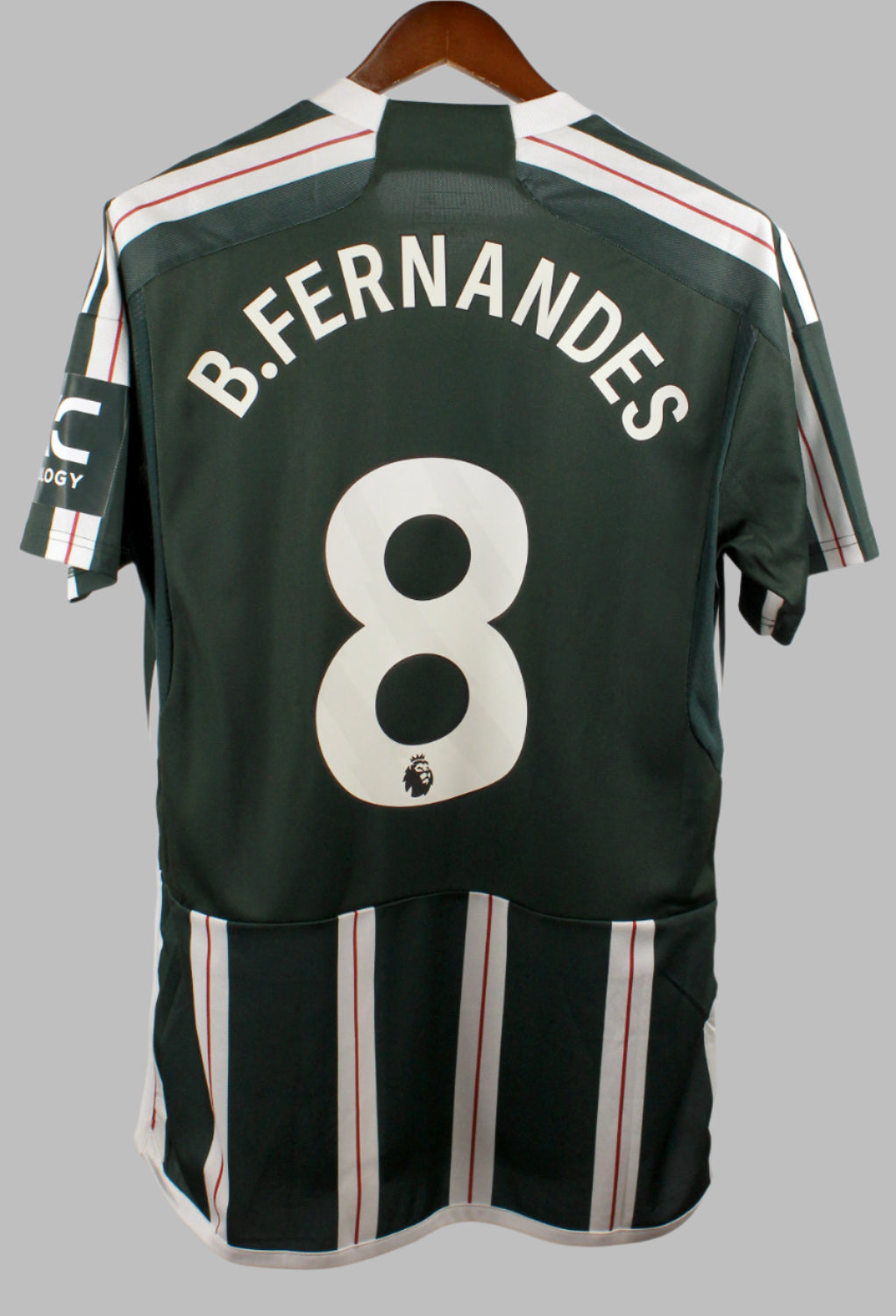 Manchester United 2023-24 B. Fernandes Away Kit NWT (L)