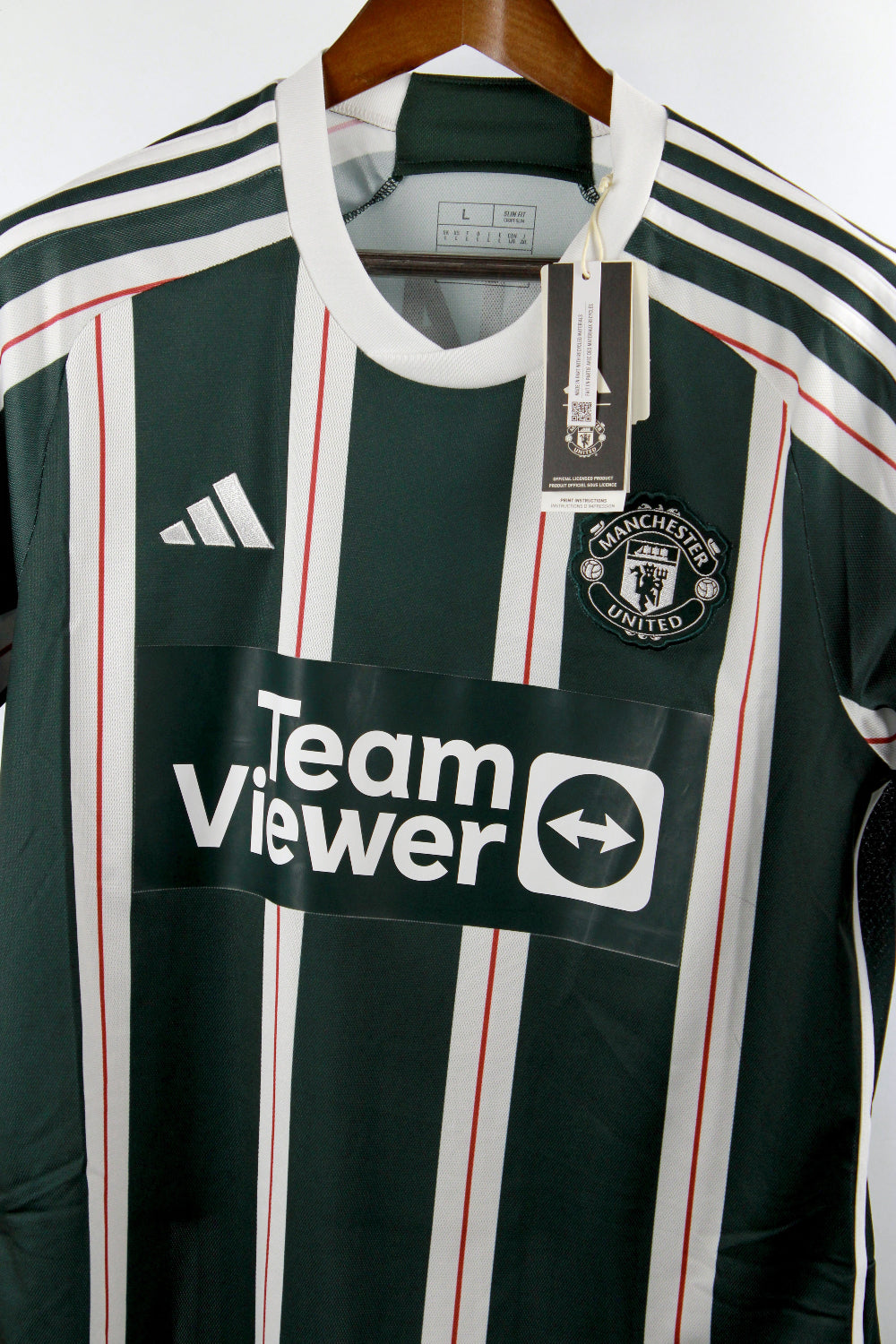 Manchester United 2023-24 B. Fernandes Away Kit NWT (L)