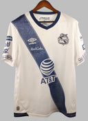 Puebla 2020-21 S. Ormeno Home Kit (L)